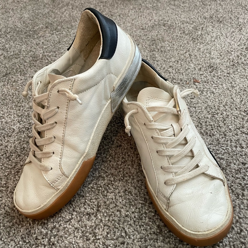Dolce Vita Zina Sneakers